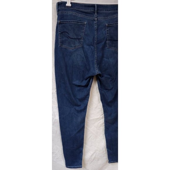 Signature Levi Strauss Womens 18 High Rise Medium Wash Skinny Denim Jeans 34X29 - Picture 9 of 12